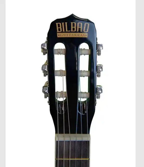 Guitarra Clásica Bilbao BIL-34-BK de 36 pulgadas en negro, ideal para niños de 8 a 12 años, disponible en EntreMúsicos, Santiago.