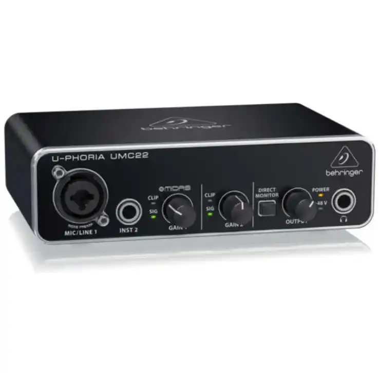 Interfaz de audio USB Behringer U-Phoria UMC22 con preamplificador MIDAS.