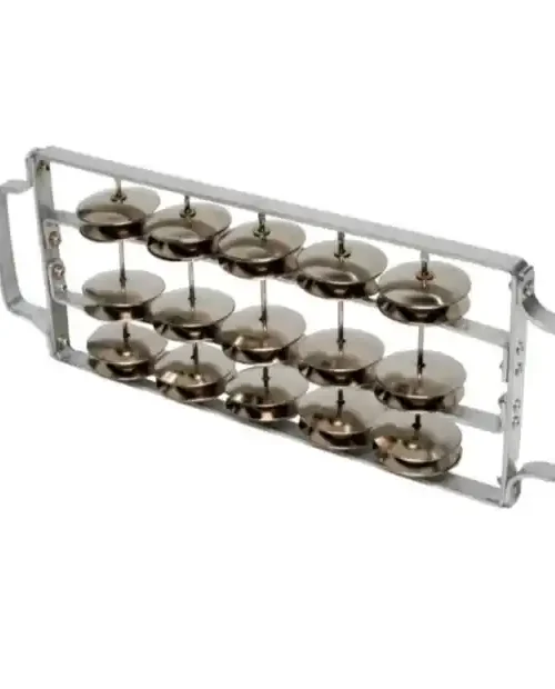Chocalho Pro Platinelas Contemporânea con 30 pares de platinelas cromadas y marco de aluminio.