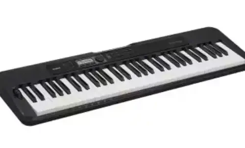Teclado Casio CT-S300 con 61 teclas sensibles al tacto y diseño portátil, modelo Casiotone