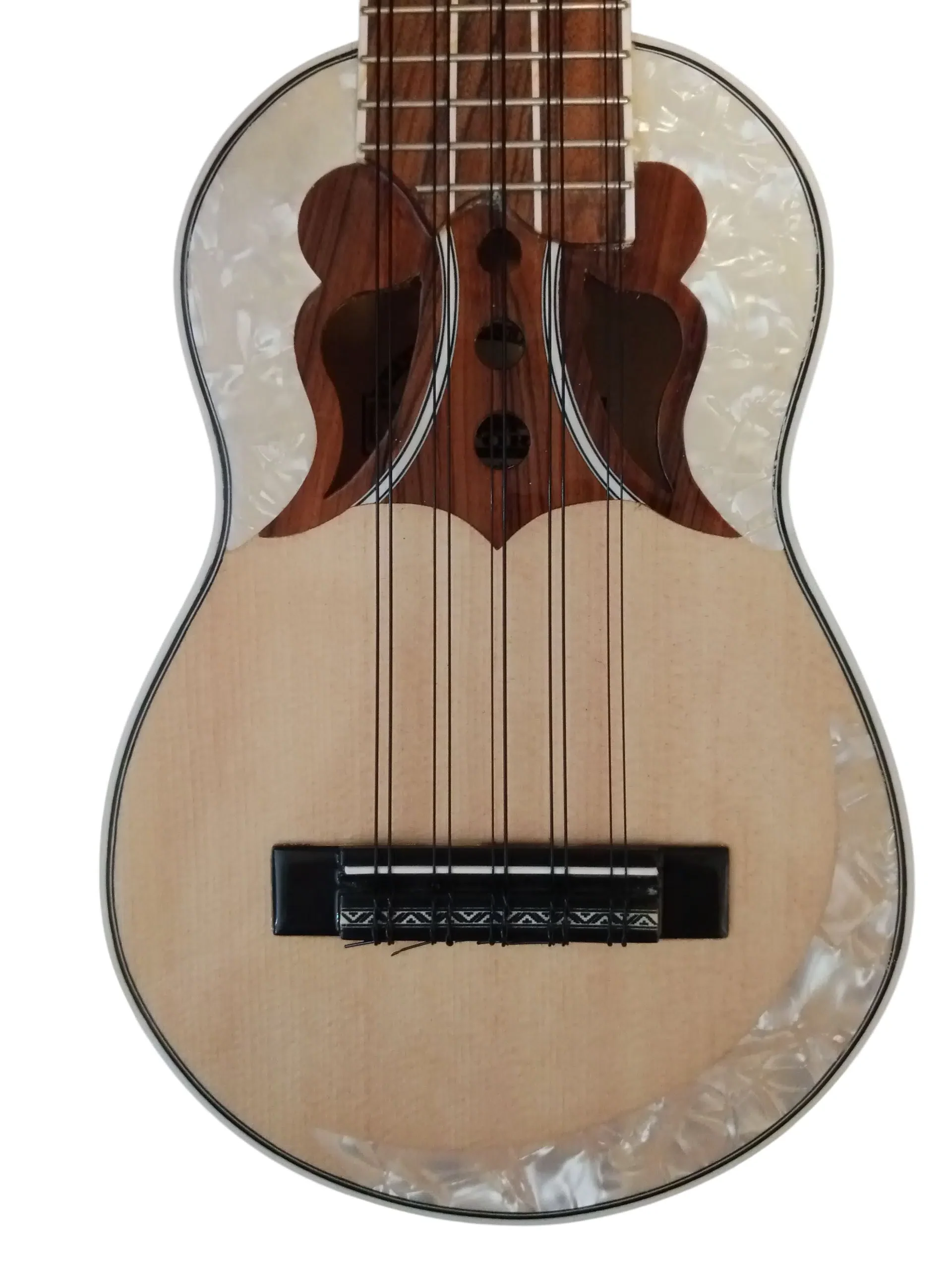 Charango profesional Quispe Torres de naranjillo con diapasón de jacarandá, diseño boca mariposa
