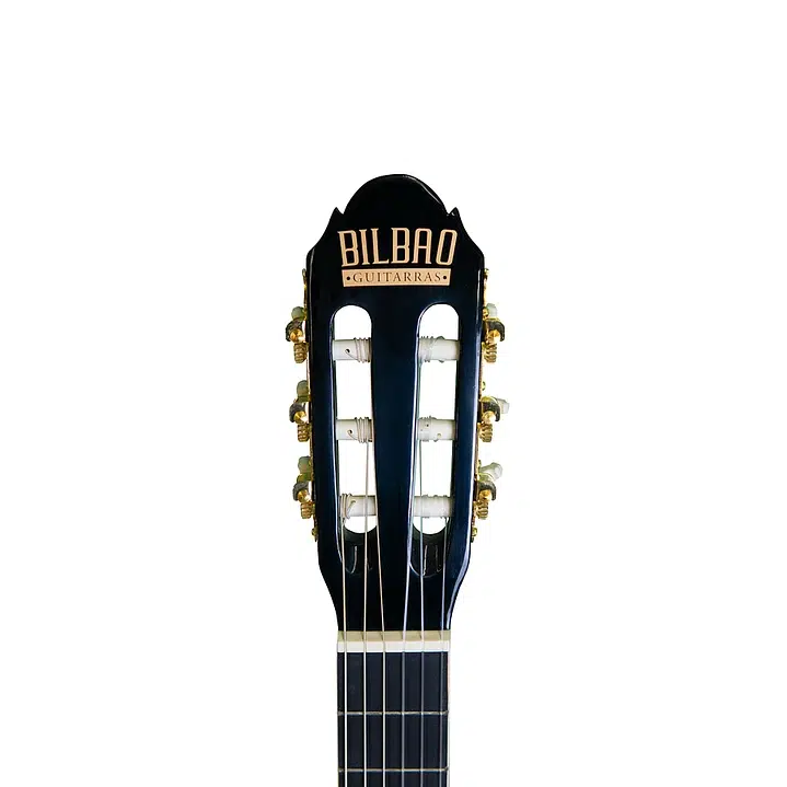 guitarra bilbao 600CE-NT 39 pulgadas con cutaway