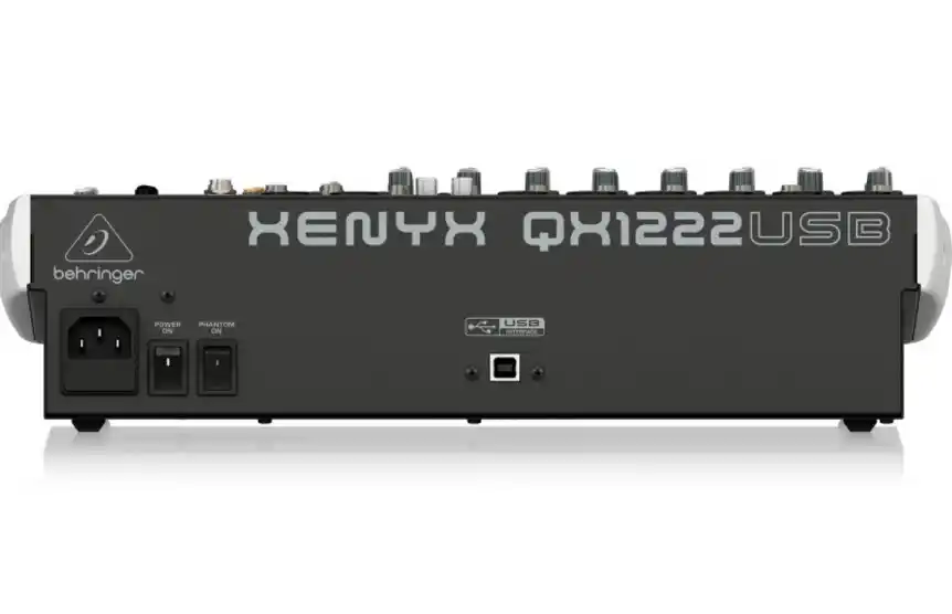 Mezclador Behringer Xenyx QX1222USB con 12 canales y efectos Klark Teknik.