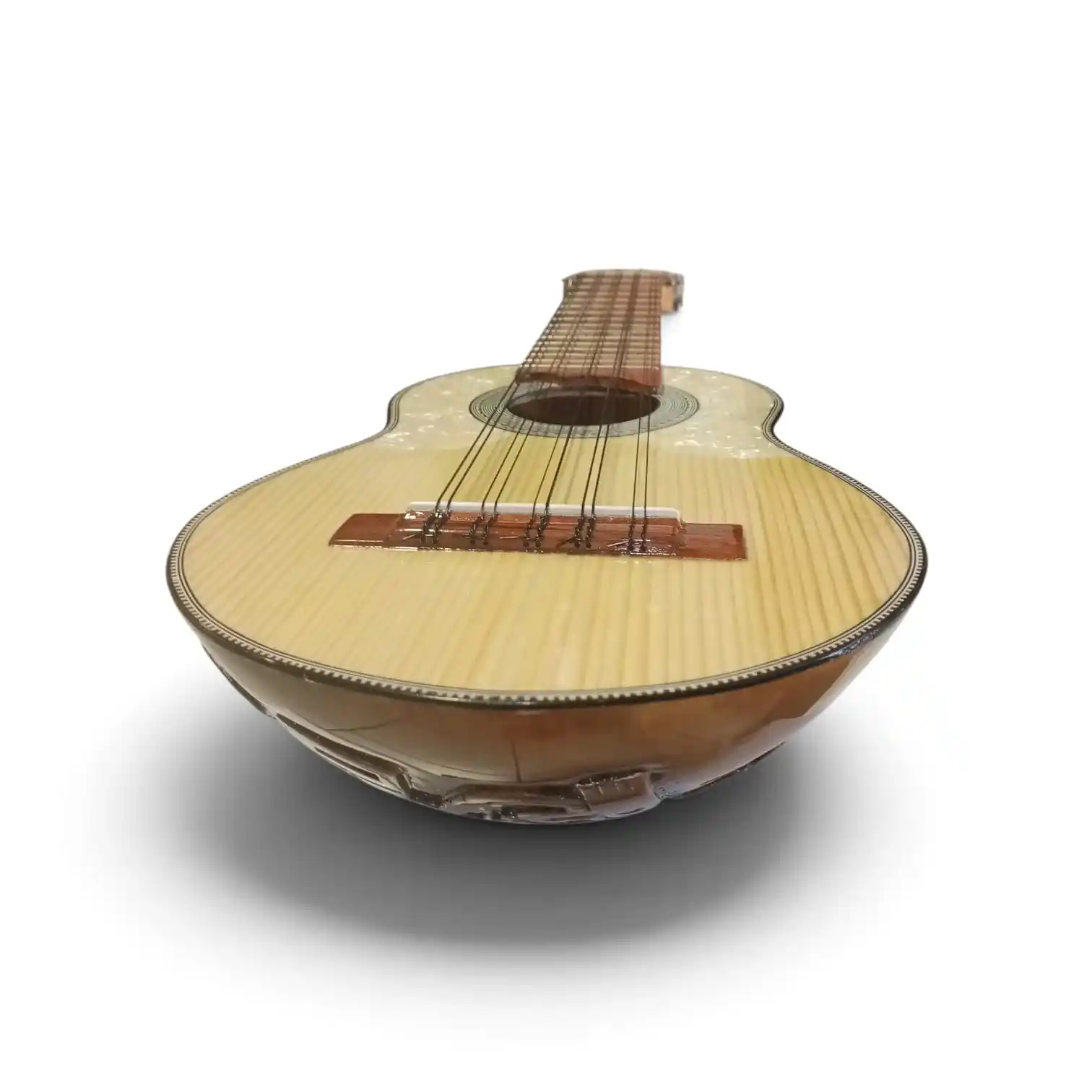 Charango Wayra Inca tallado a mano en madera de naranjillo con diseño ancestral