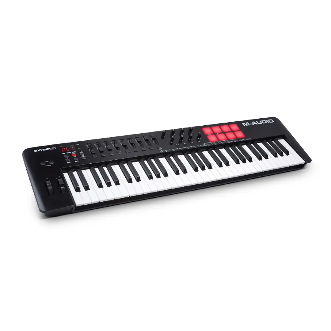 Teclado MIDI M-Audio Oxygen 61 MKV con 61 teclas y pads