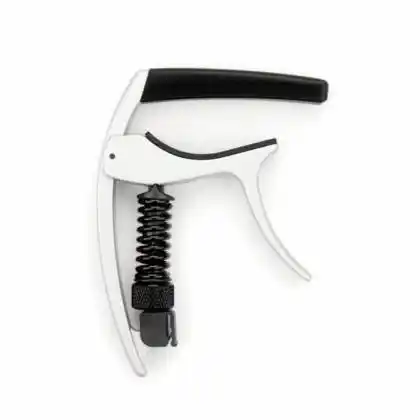 Capo profesional D’Addario silver para guitarra acústica y eléctrica