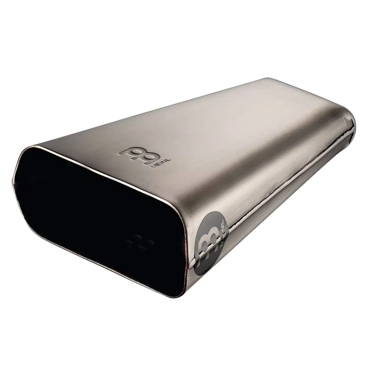 Cencerro Meinl STB815H de acero con sonido potente y cómodo agarre