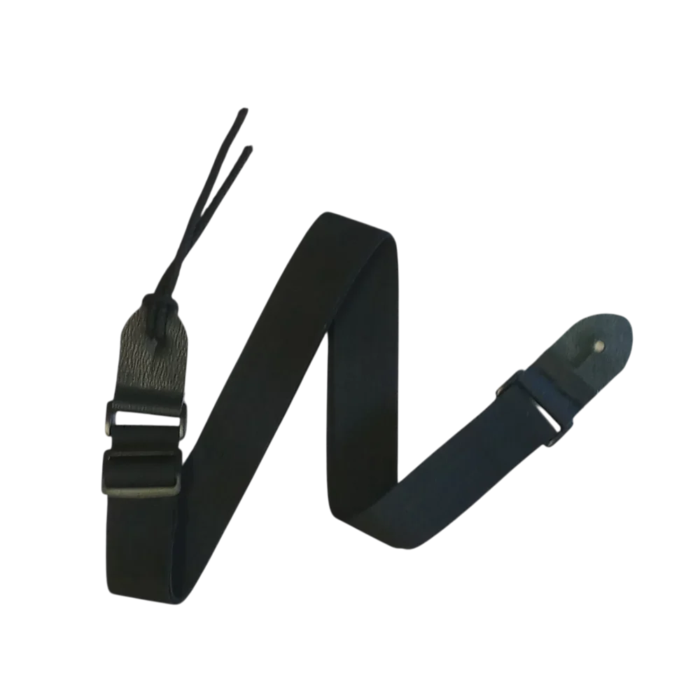 correa negra cruelty free para ukelele charango mandolina