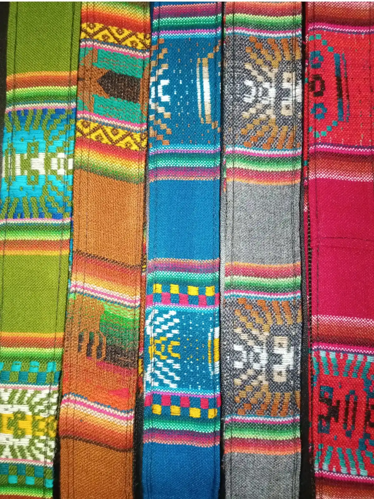 Correas para charango de aguayo boliviano